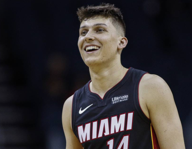 维斯塔潘被 维斯塔潘被